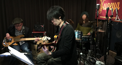 TRIO_357_Live